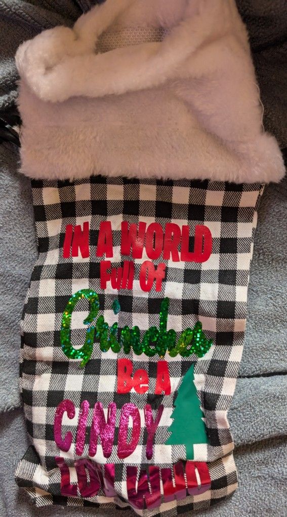 Brand New Cindy Lou Who Christmas Wine Bottle Bag