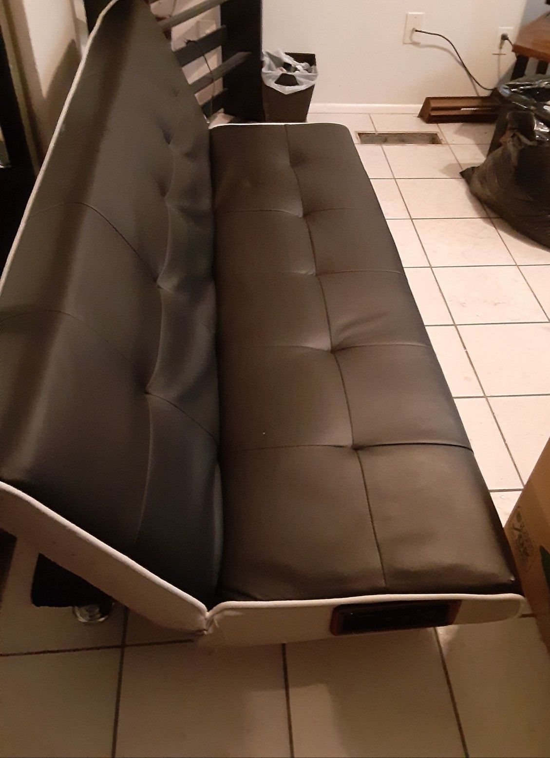 Retro futon