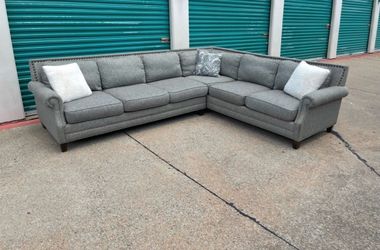 Free Delivery - Grey Cindy Crawford Sectional Set