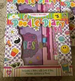 Kids diaries with lock and accessories