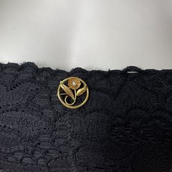 Vintage 10K Yellow Gold Flower Pearl Brooch 