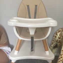 High Chair Amazing Condition