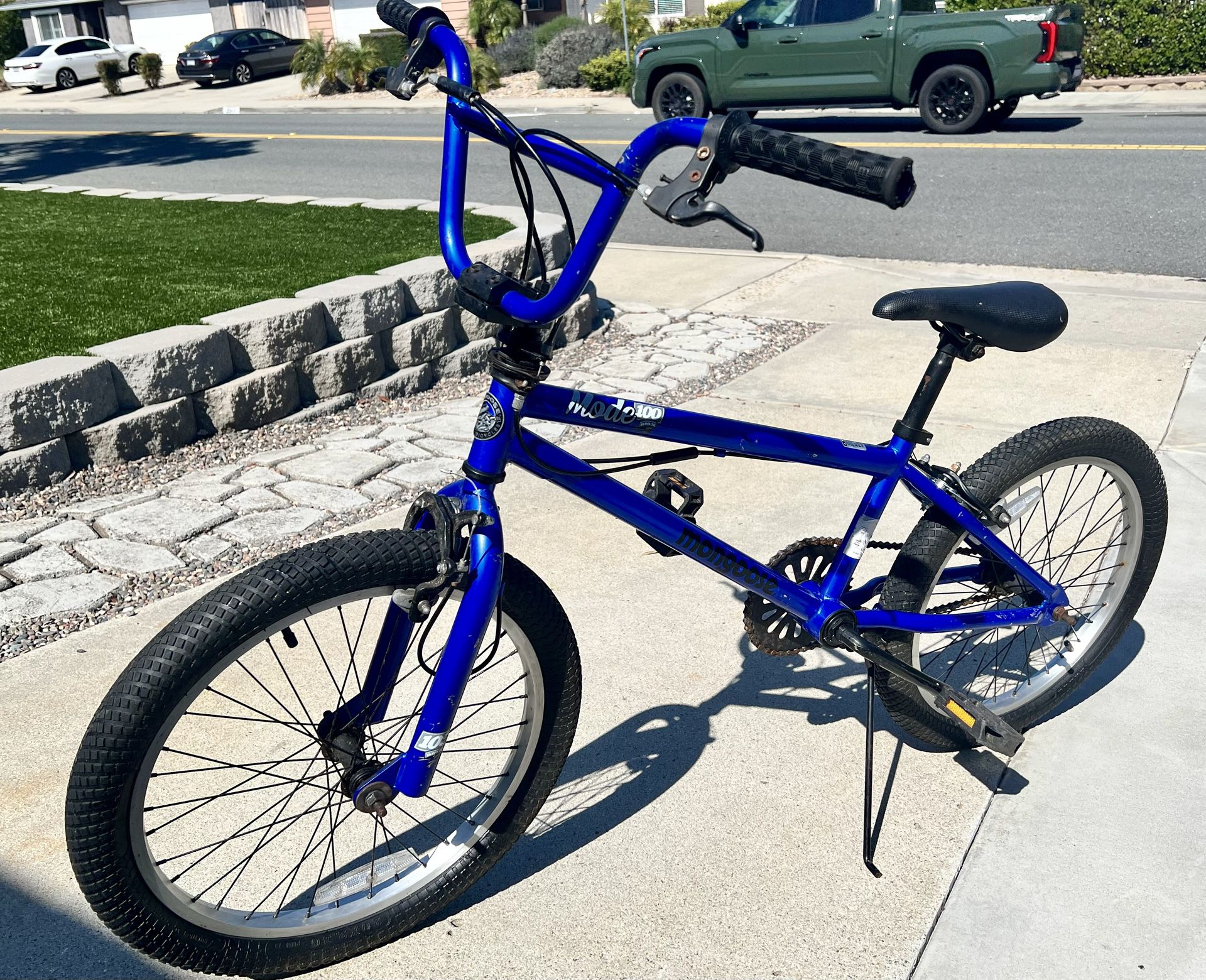 Mongoose 20.5” BMX bike 