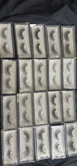 10 each Strip lashes