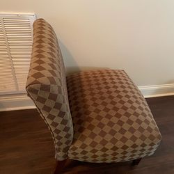GUC Brown Checkered Sitting Chair