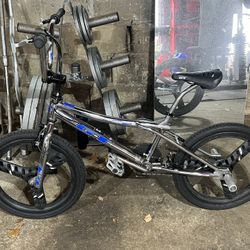 1997-98 GT Performer BMX Bike