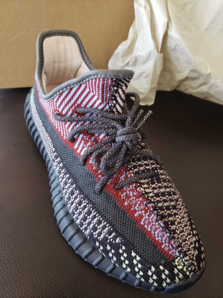 Yeezy 350 New