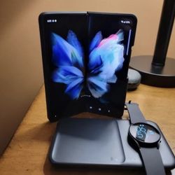Galaxy Fold 3