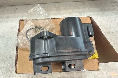 1(contact info removed)  REAR PARKING BRAKE ACTUATOR KIT WITH SEAL AND BOLTS