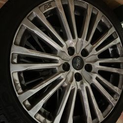OEM Ford Focus RS Winter Wheel & Tire Package