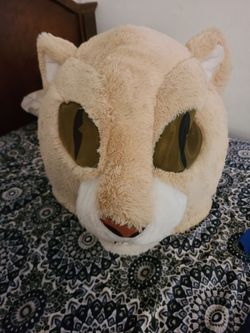 Big cat head basically fits all