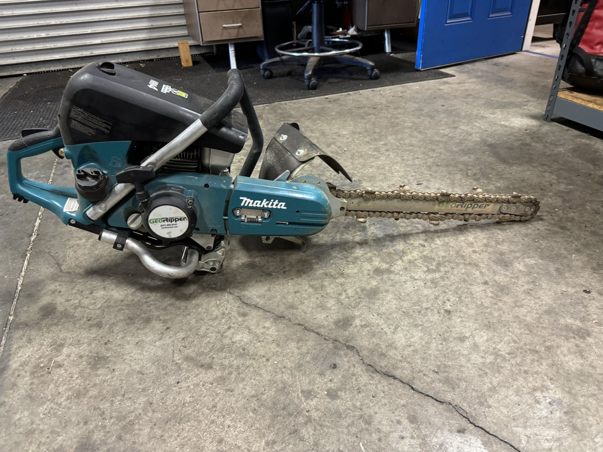 Makita Geo Ripper Trencher