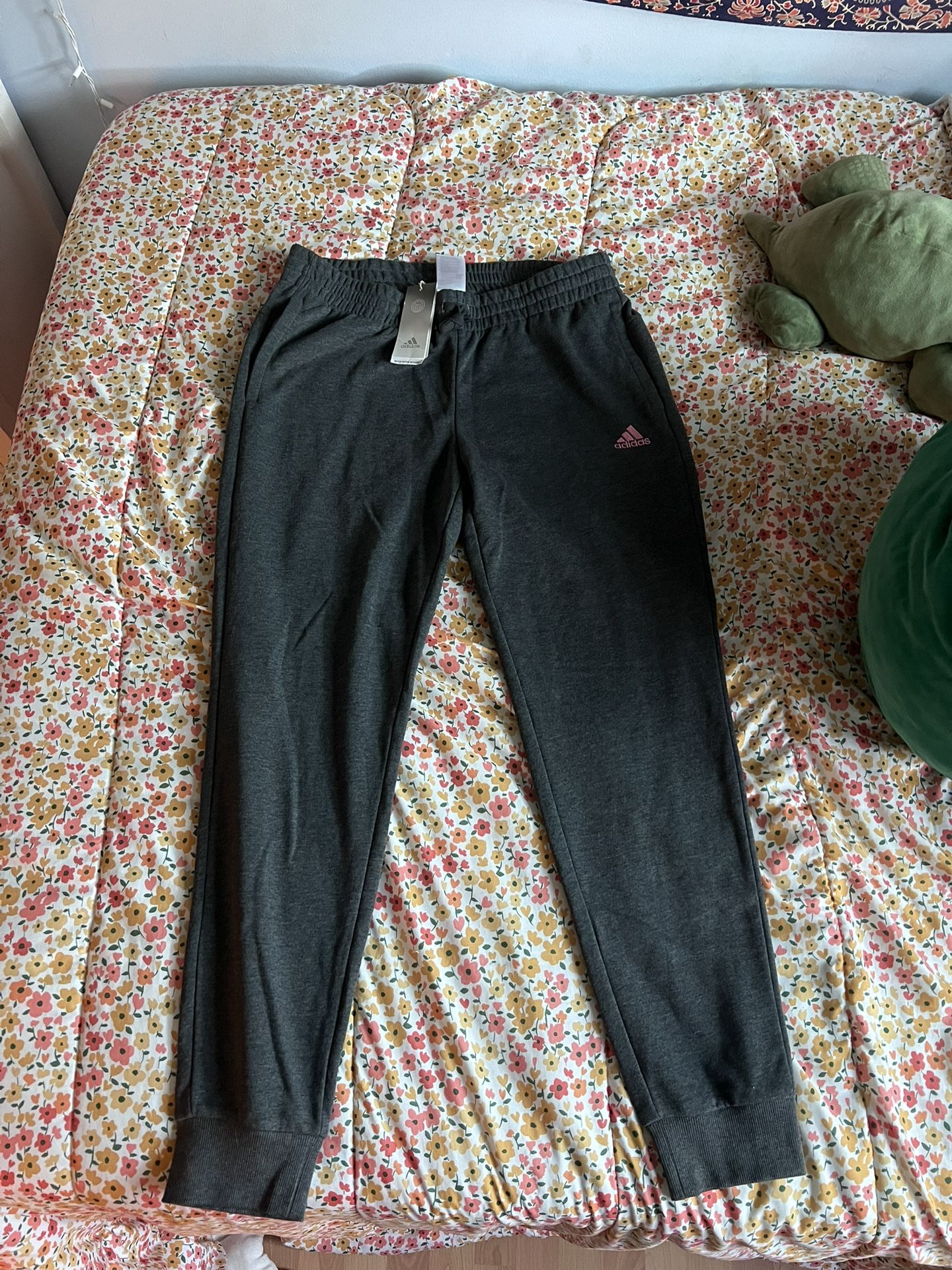 adidas Women Essentials Linear French Terry Cuffed Joggers PANTS for Women Pants Size L