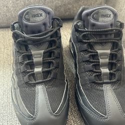Air max 95 Triple Black 
