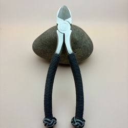 Custom Wrapped Cutting Pliers 