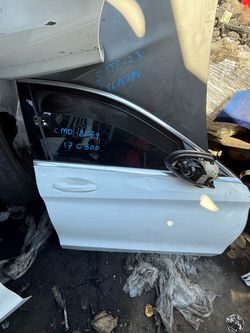 Front right door for 2017 Mercedes Benz C300 front door