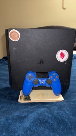 PS4 slim 1tb and 8 games