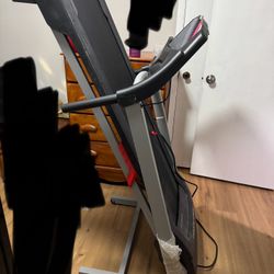 Treadmill 