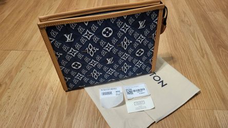 Brand New Louis Vuitton , Po . Toilet .26 S . 1854 BLEU . LV . Woman Bag , Purse Hand Bag Textile , Leather .