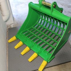  Skeleton Bucket 36" inch with teeth for Caterpillar CAT 307/CAT 308  or Similar Machine.
