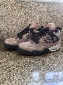 Air Jordan 4 Taupe Haze Sz 9