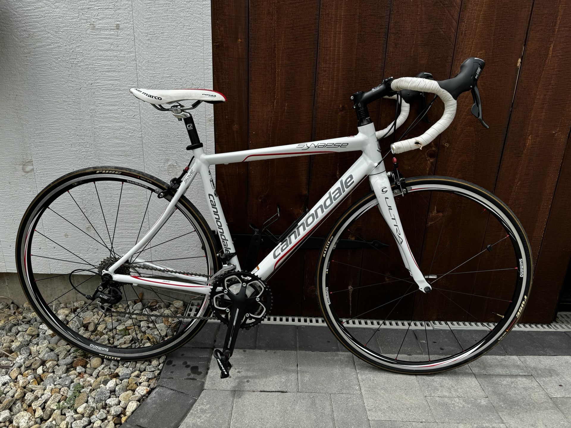 Cannondale Synapse 51cm 105 W/keo Pedals