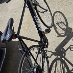 Swft E-bike- 14 Miles, 20mph Top Speed-32 Miles Range