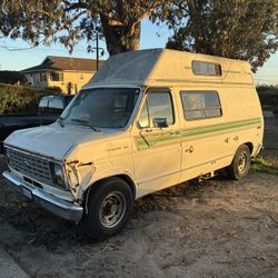 1989 Ford Econoline Camper Custom
