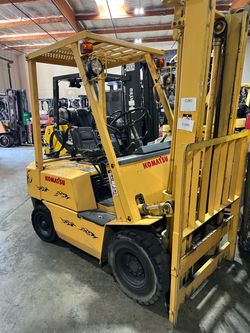 Komatsu 3,000 lbs Forklift Pneumatic Tires