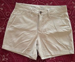 St. John's Bay Womens 5" Chino Short