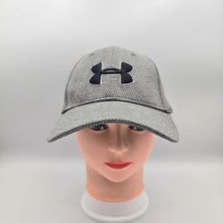 Under Armour Blitzing Gray FittedHat Size M/L. 2