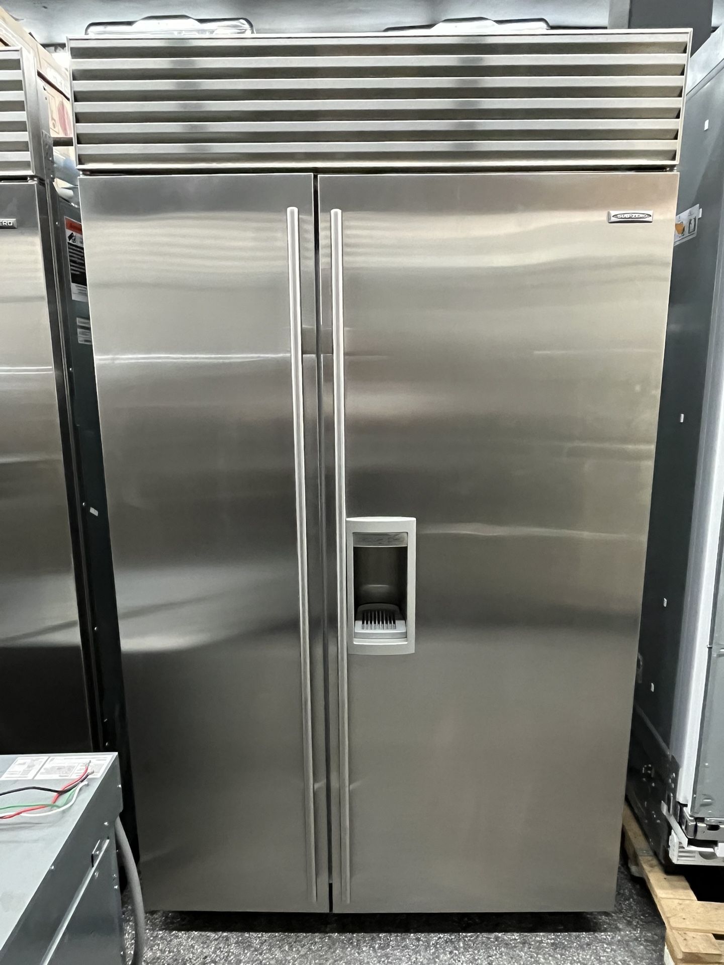Stainless Steel Sub-Zero 48” Built In Fridge Side By Side Ice And Water