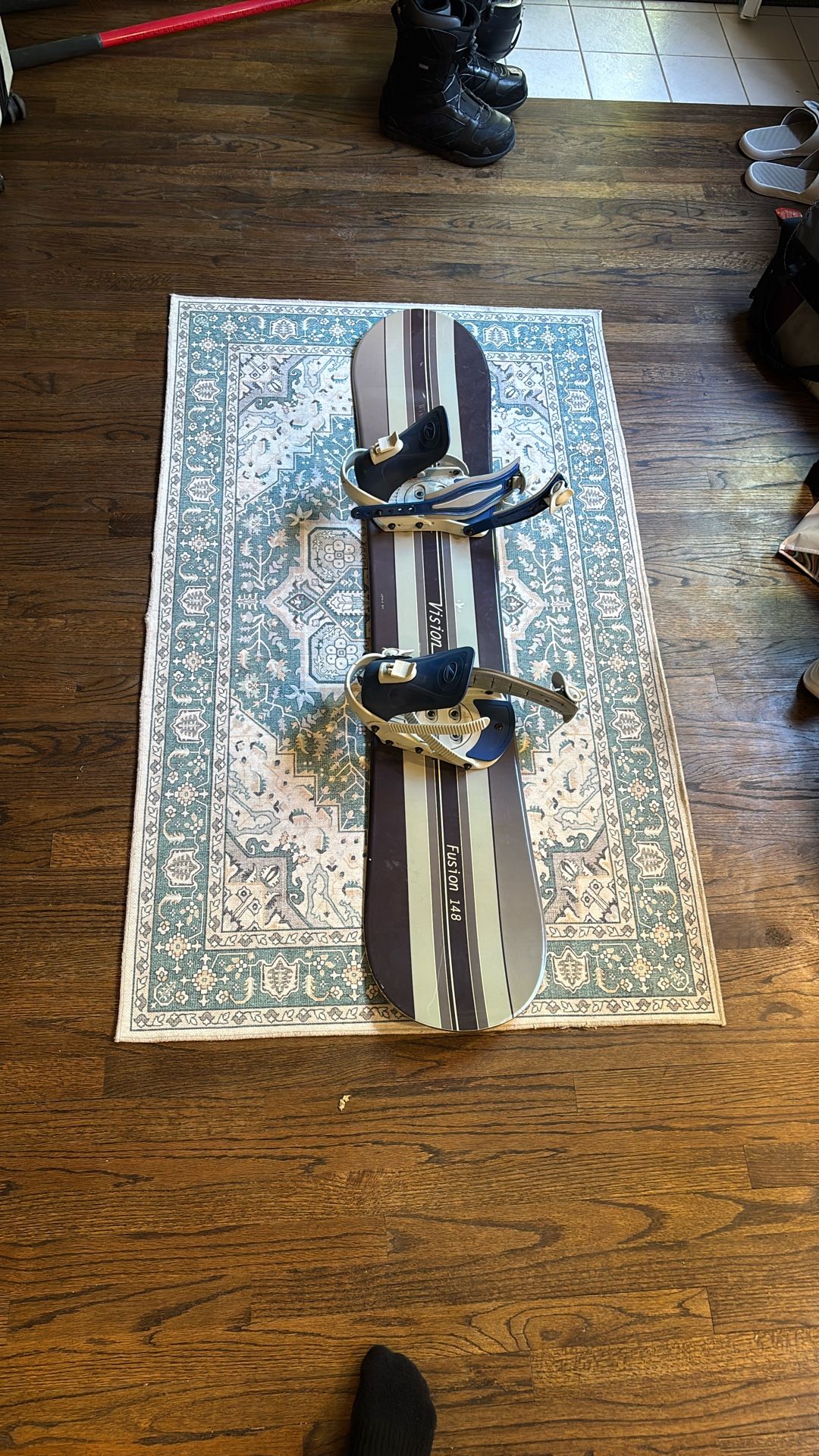 Men’s Snowboard