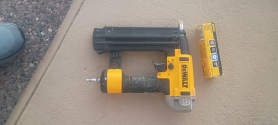 DeWalt