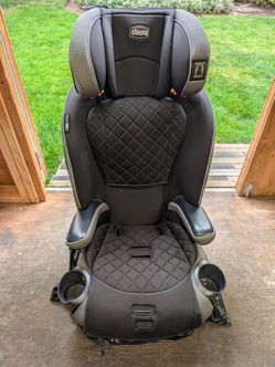 Chicco MyFit Zip Harness + Booster Car Seat