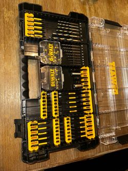 100 piece bit set