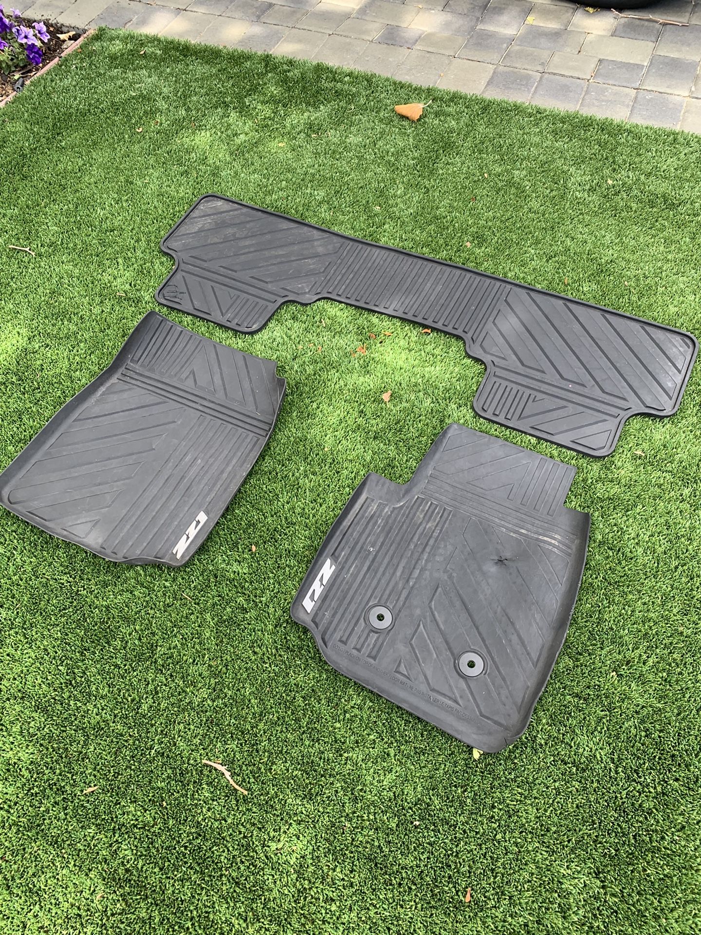 Chevrolet Colorado Z71 all weather mats