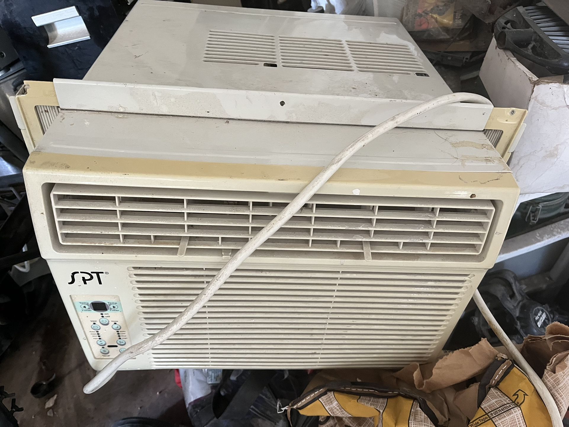 Window Air Conditioner 