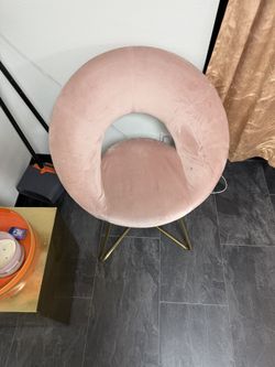 Dusty Rose/Peach/ Light Pink Round Accent Chair
