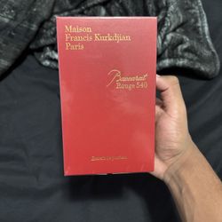 BACCARAT rouge 540 cologne 