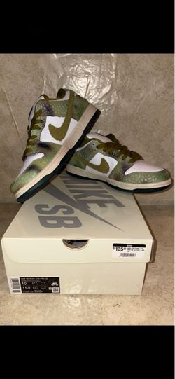 Nike SB Dunk Low "Chameleon"
