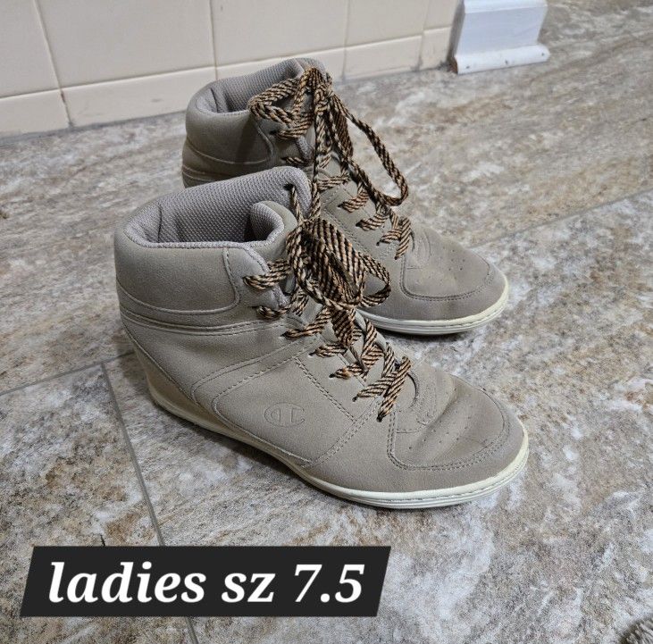 CHAMPION WEDGE SNEAKERS SZ 7.5