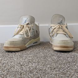 Jordan 4 Off-White Size 8Womens