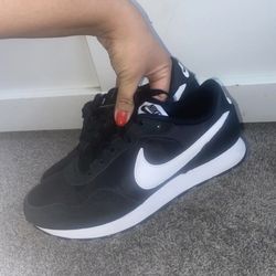 Women’s Nike Shoes 