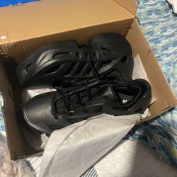 Adidas Climacool men’s size 11 NEW