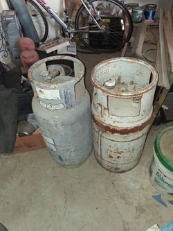 Forklift Propane Tanks
