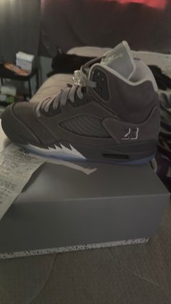 Wolf grey 5