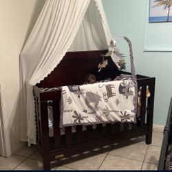 Crib With Changing Table 