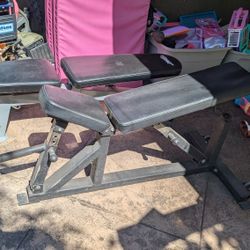 Weight Benches 