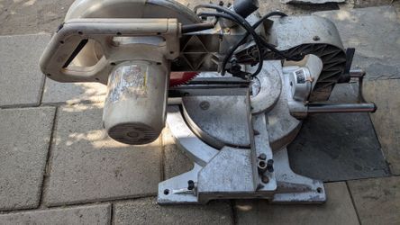 Big  table saw I think it's a 10'inches $25